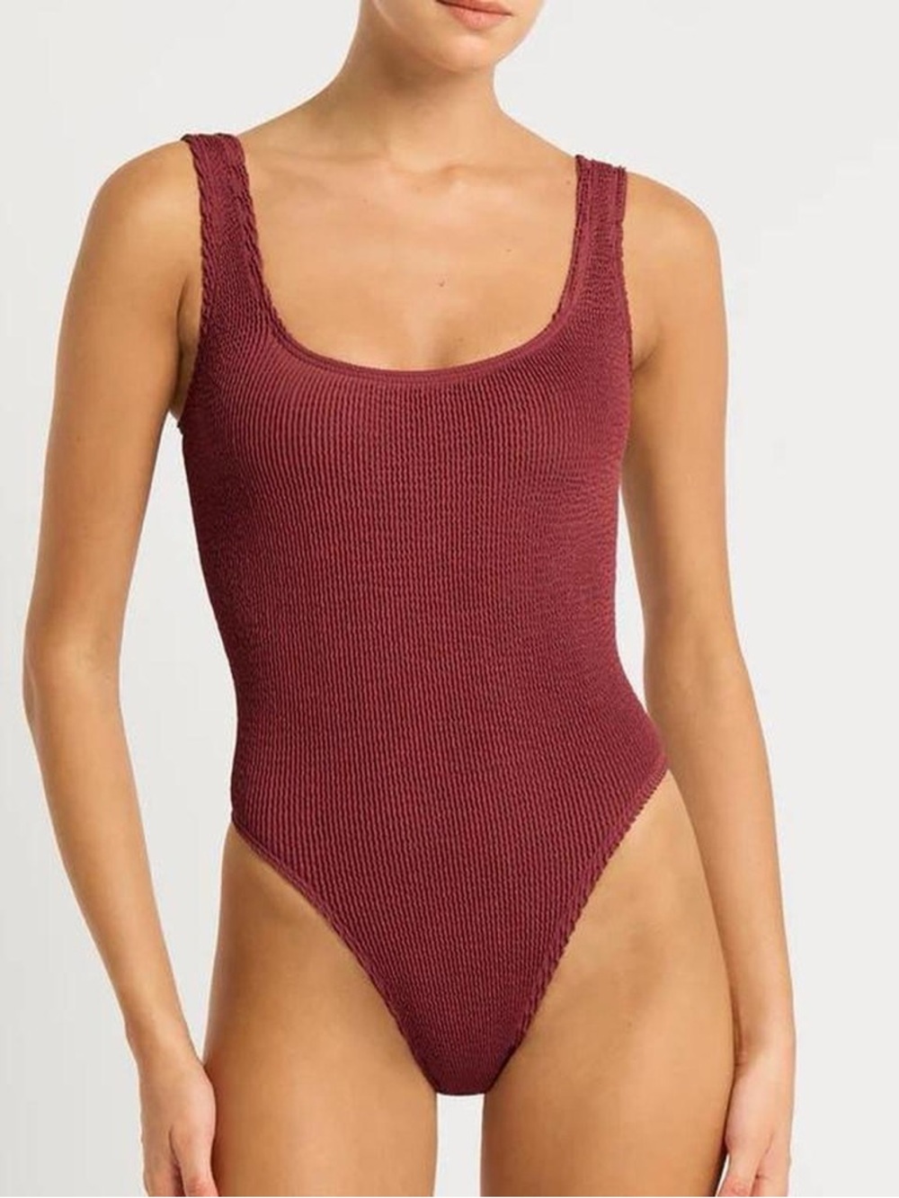 bond-eye Ribbed One-Piece Swimsuit in Burgundy